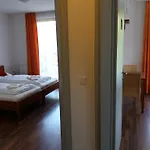 Balaca Panzio Konukevi 4*
